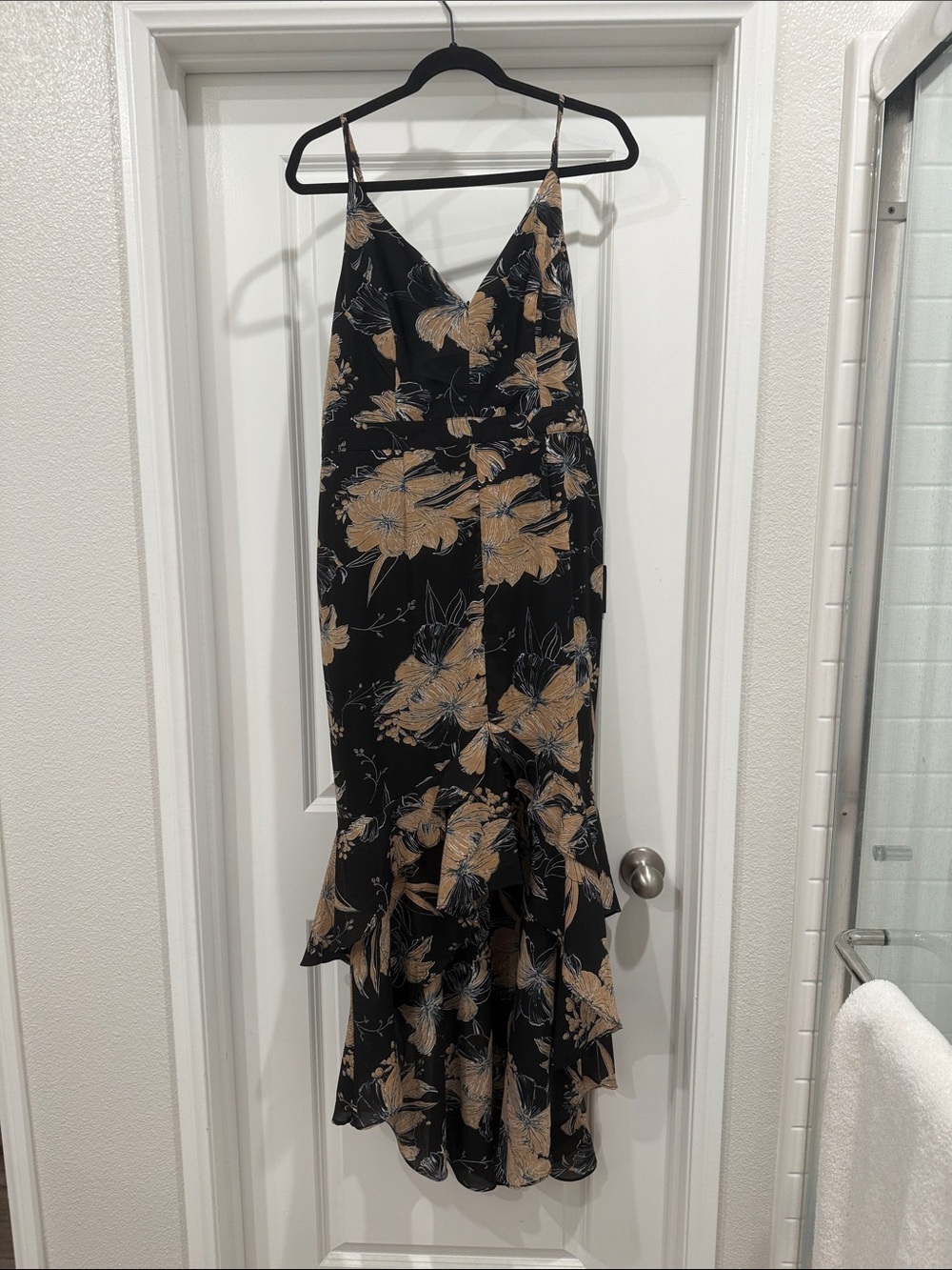 NWT Black Floral Mermaid cut Dress with Tan Blooms